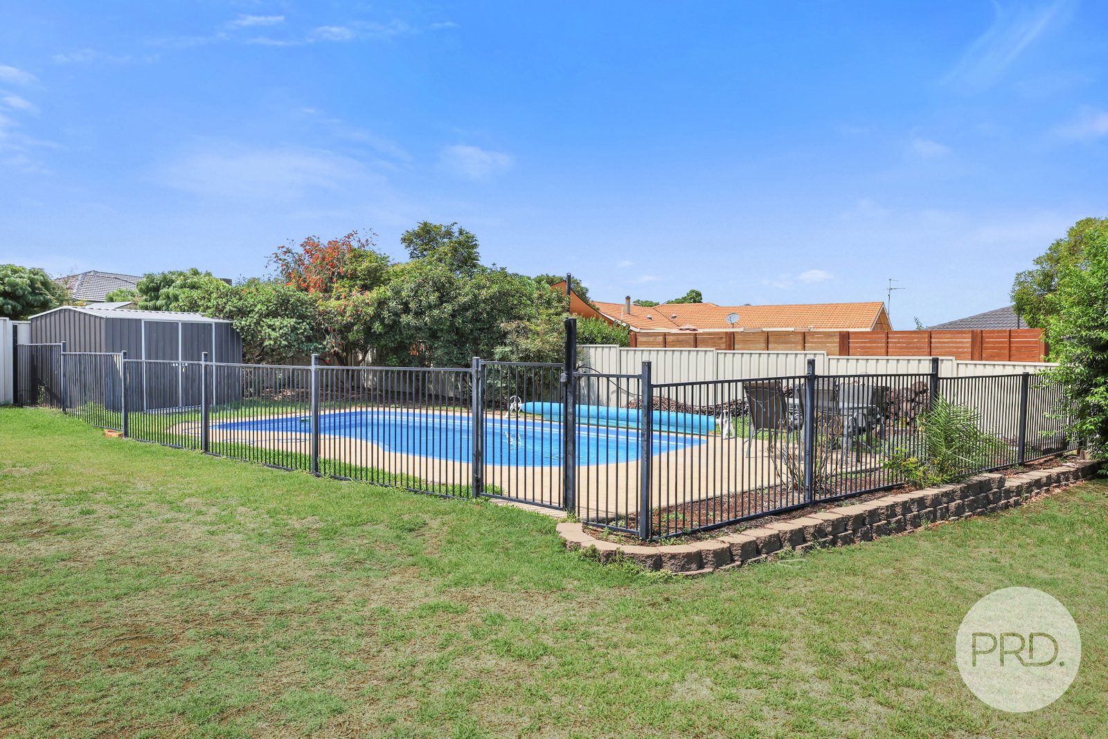 8 Karradji Court TAMWORTH 20