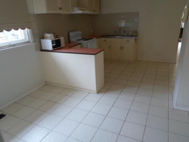 Gallery: 8 Kathleen Street