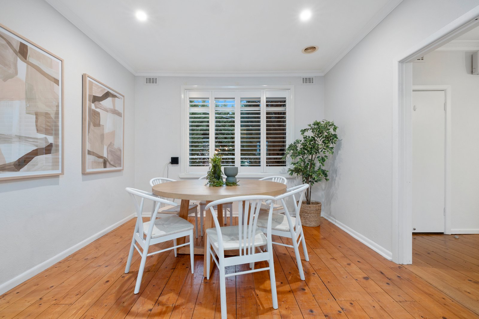 Gallery: 8 Keith Street