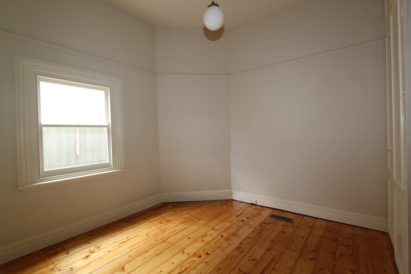 Real Estate and Property in 8 Kendall Street, Elwood, VIC