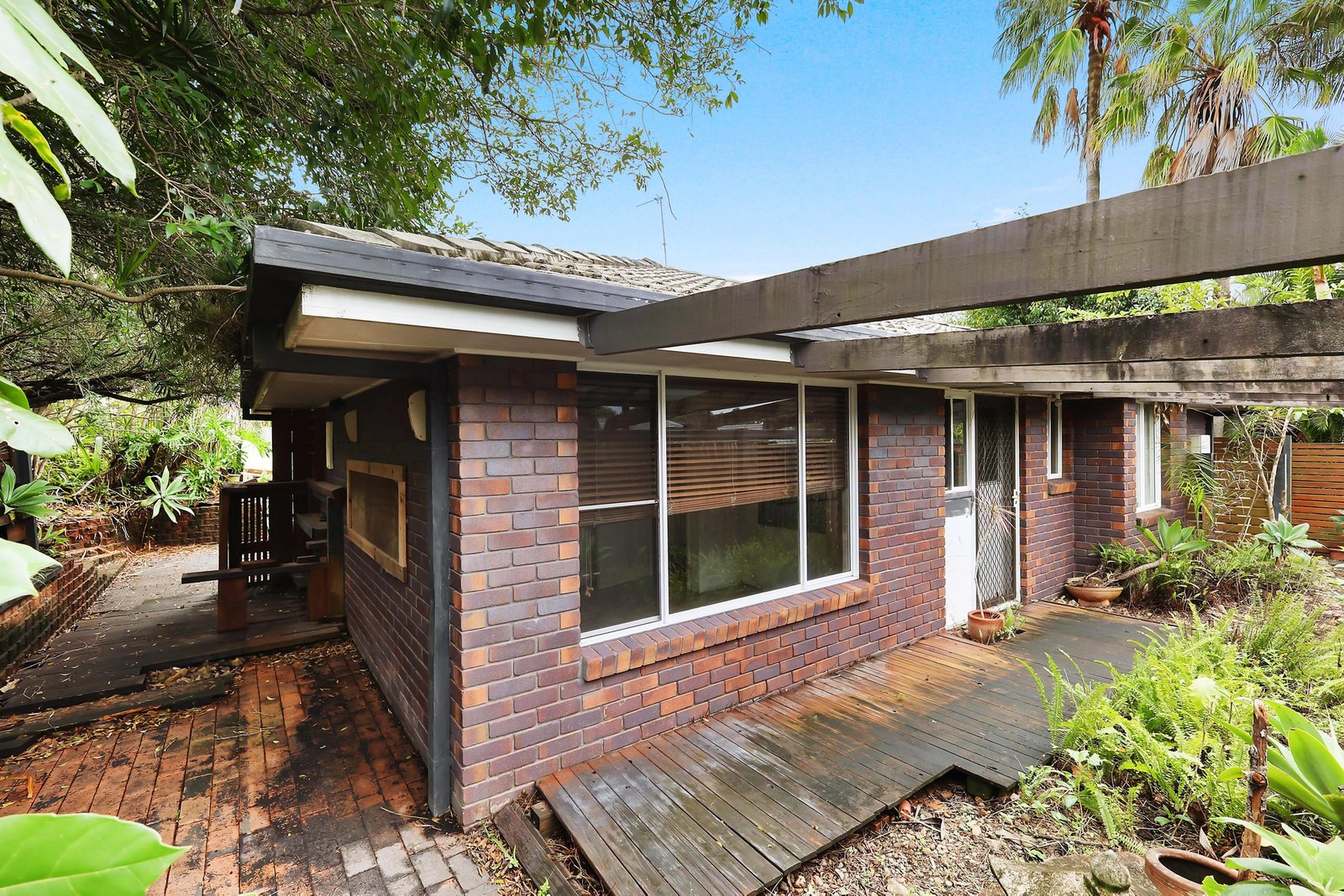 8 Kenley Court CARRARA 6