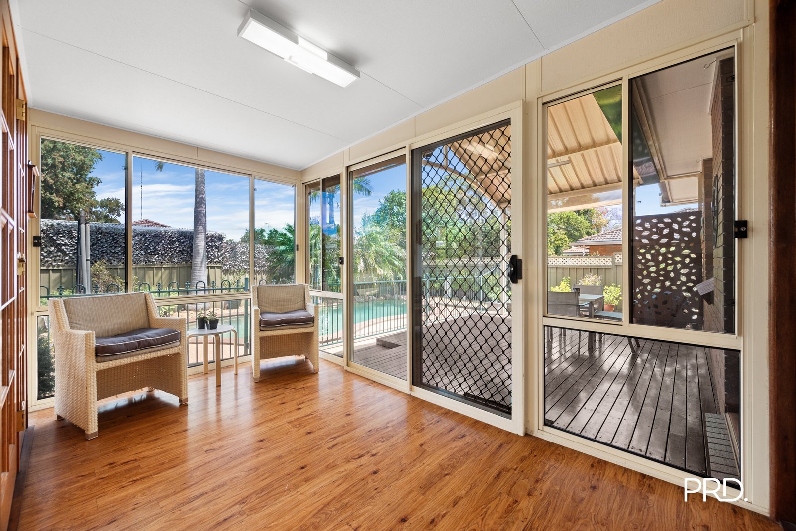 8 Kennedy Drive SOUTH PENRITH 11