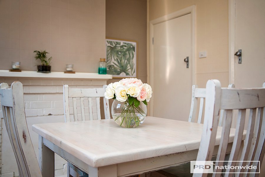 8 Kent Street TAMWORTH 4