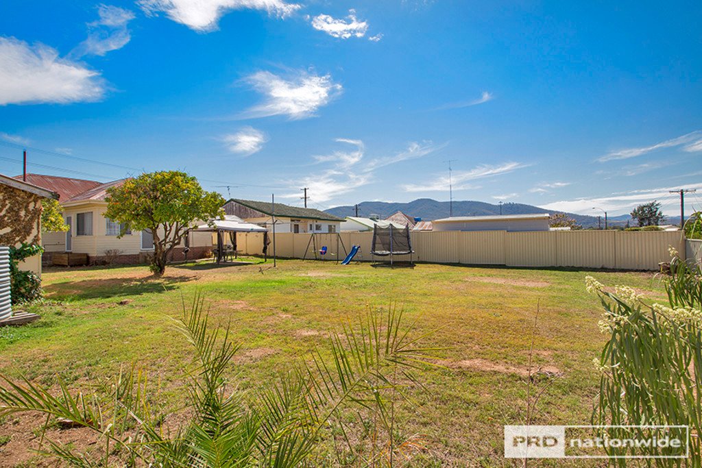 8 Kent Street TAMWORTH 7