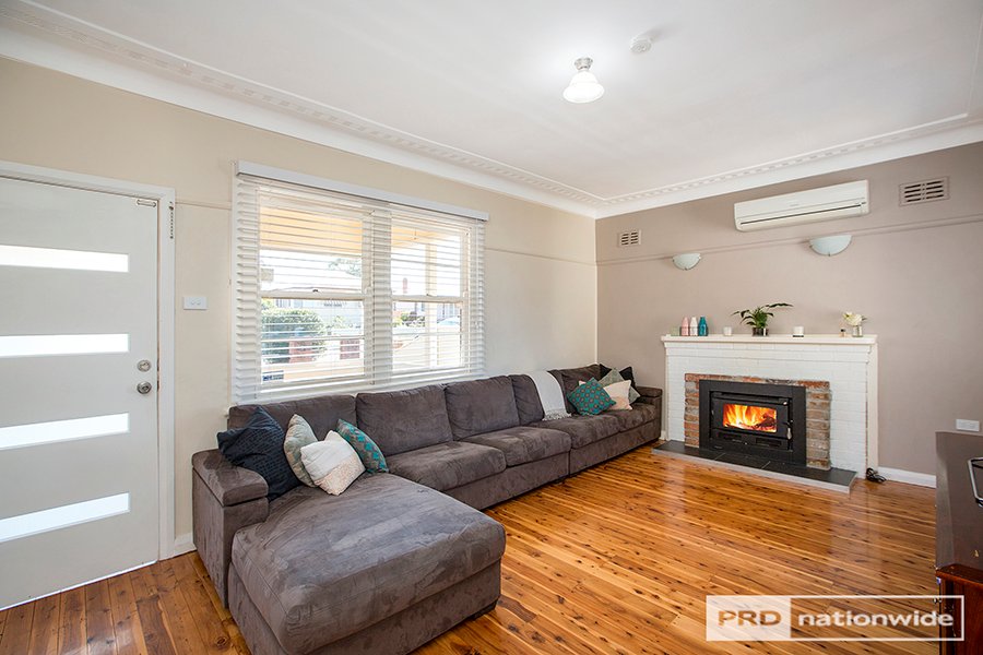 8 Kent Street TAMWORTH 10