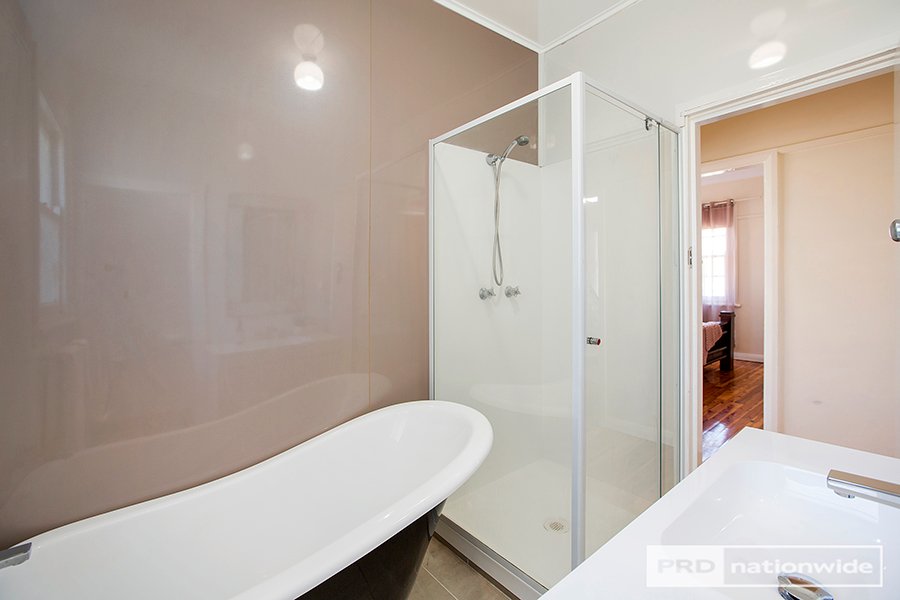 8 Kent Street TAMWORTH 20