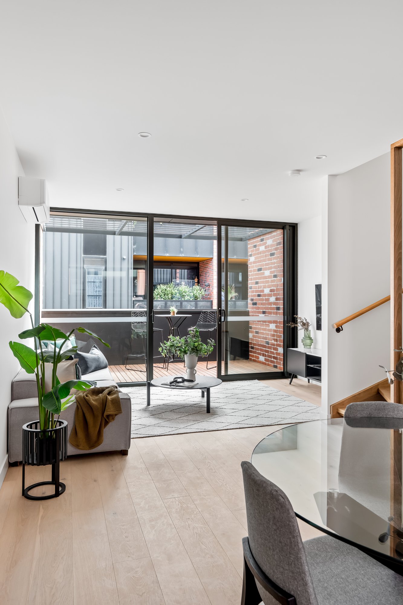 Real Estate and Property in 8 Kenwood Court, Preston, VIC