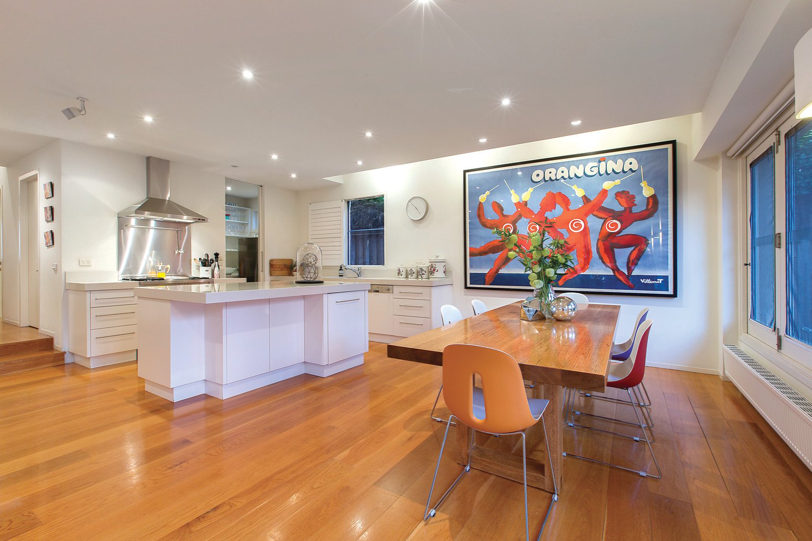 8 Kerferd Place, Albert Park, VIC