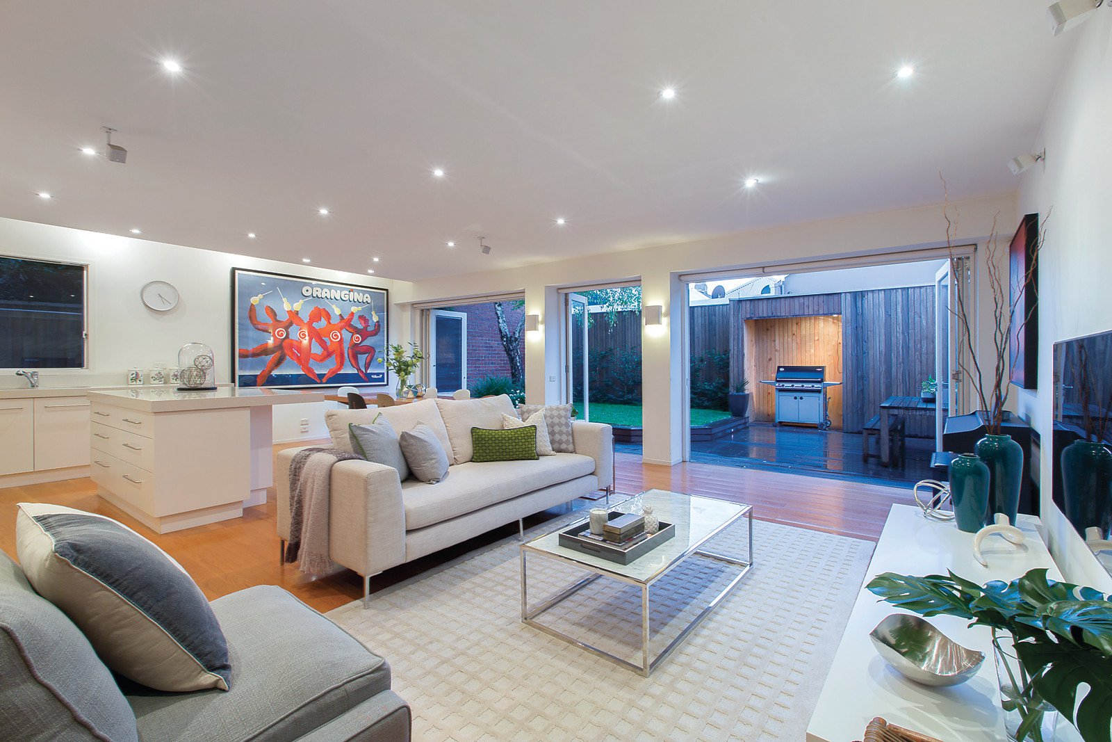 8 Kerferd Place, Albert Park, VIC