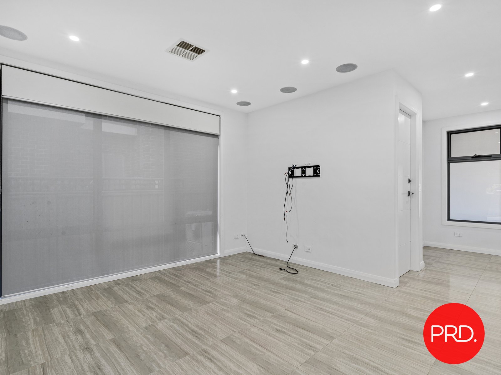 8 Kerrie Crescent PANANIA 4