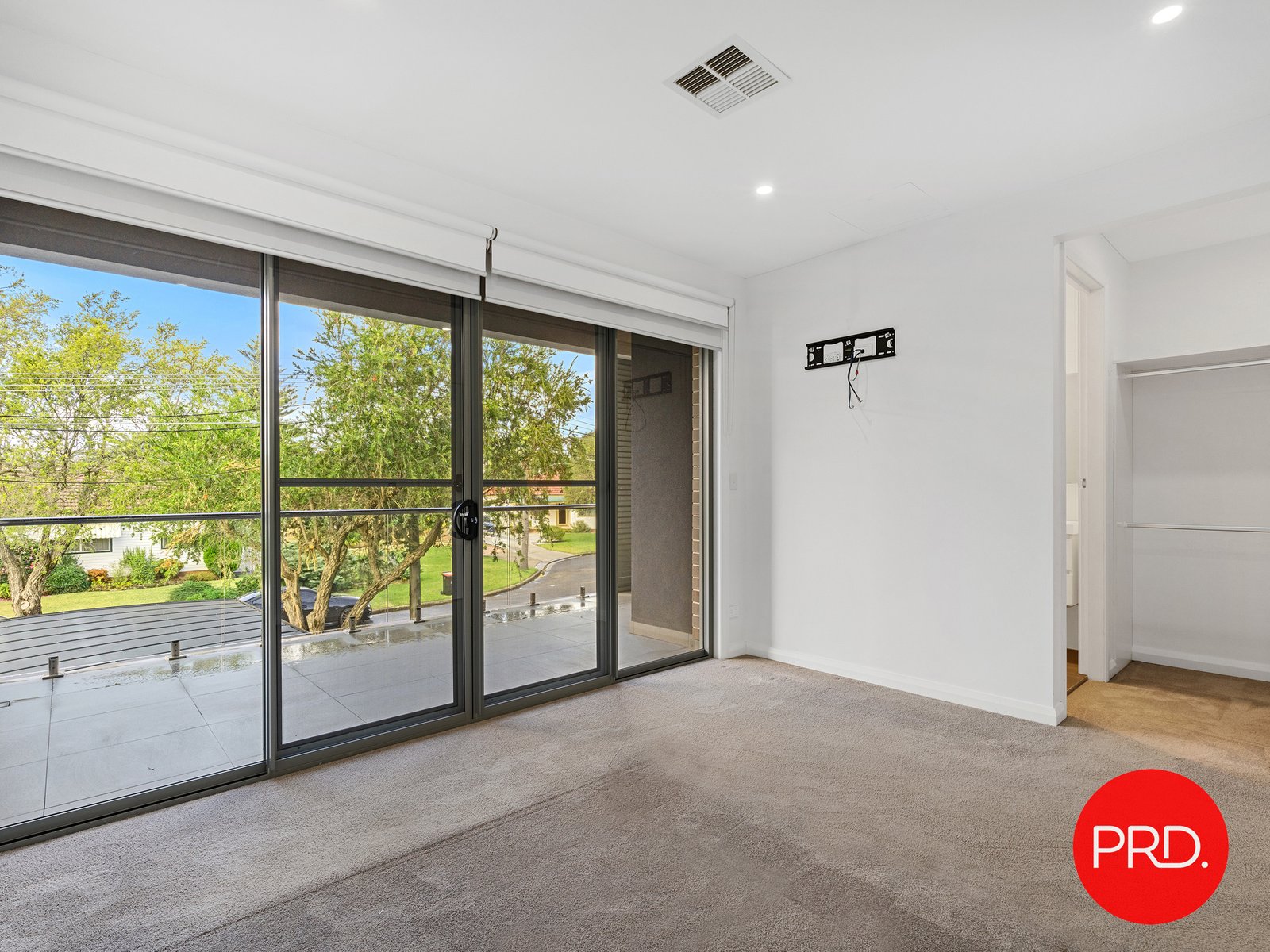 8 Kerrie Crescent PANANIA 5