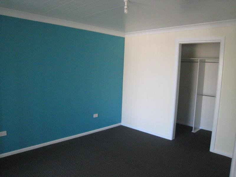 8 Kimo Street TAMWORTH 3