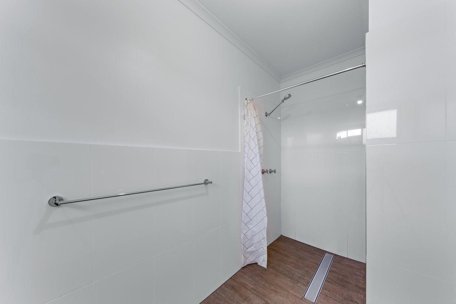 8 Kingfisher Terrace JUBILEE POCKET 14