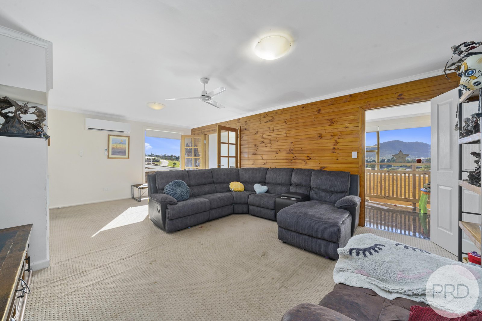 8 Kingswood Crescent BERRIEDALE 14