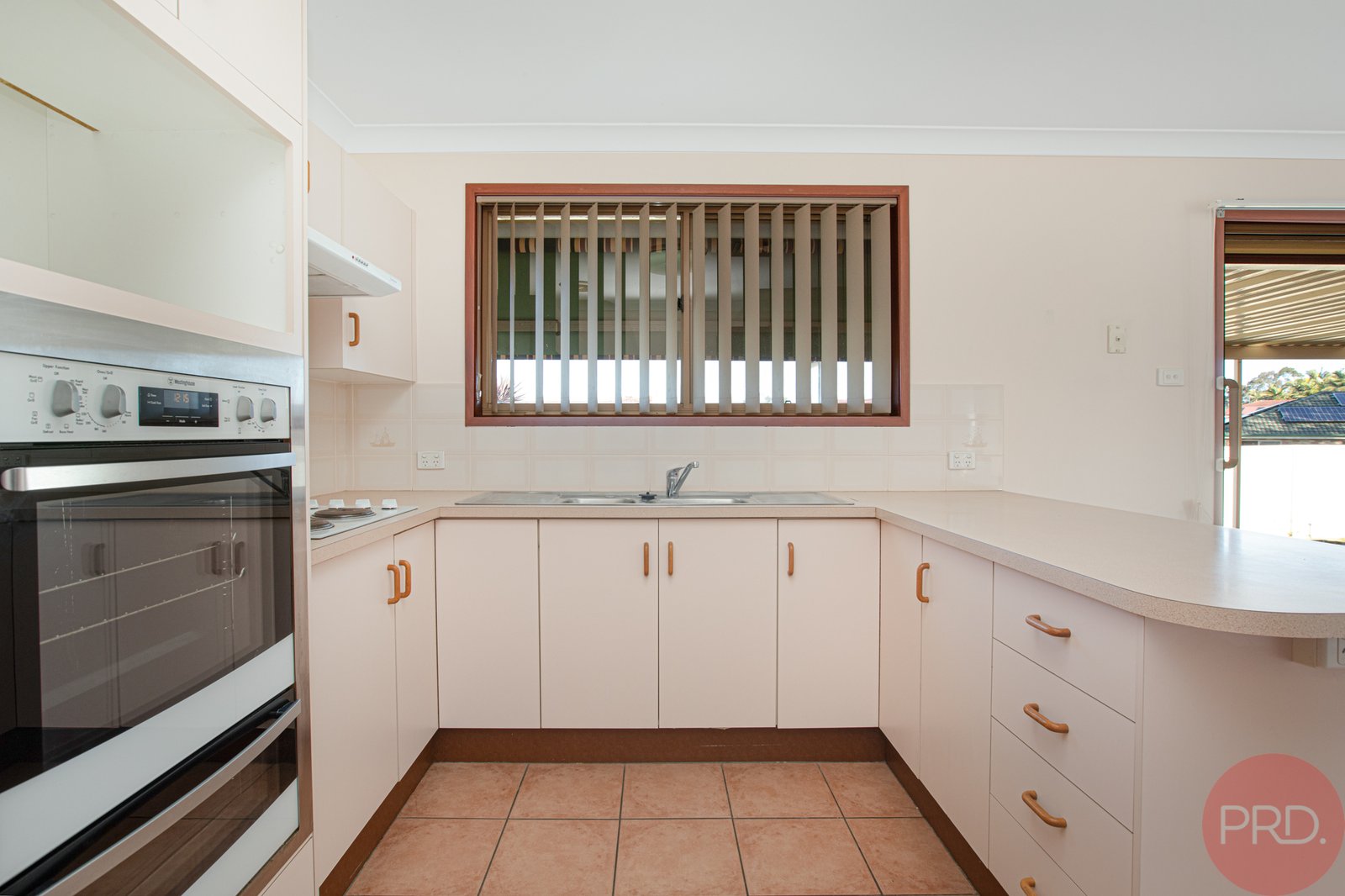 8 Kirkman Close THORNTON 7