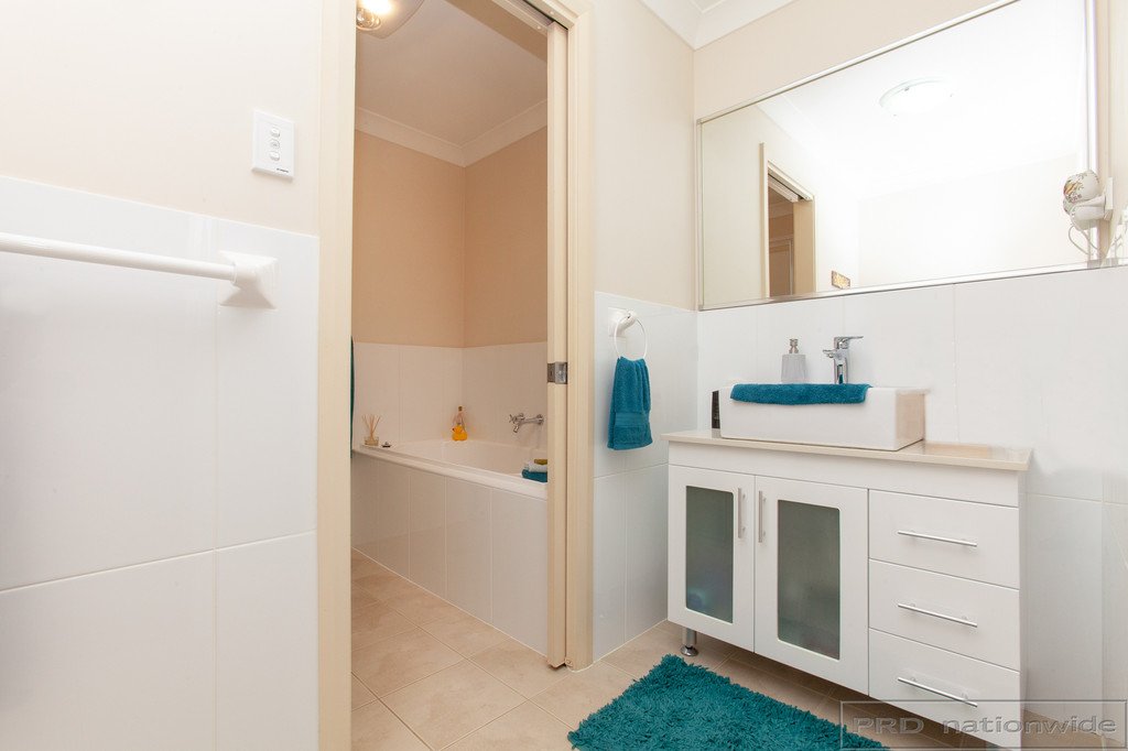 8 Kite Street ABERGLASSLYN 9