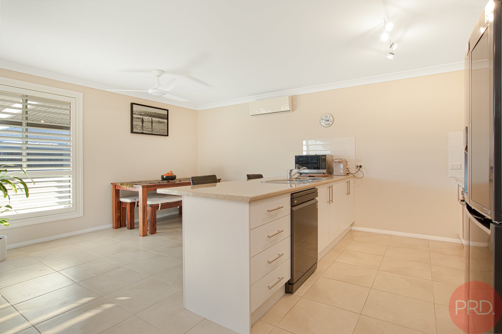 8 Kite Street ABERGLASSLYN 4