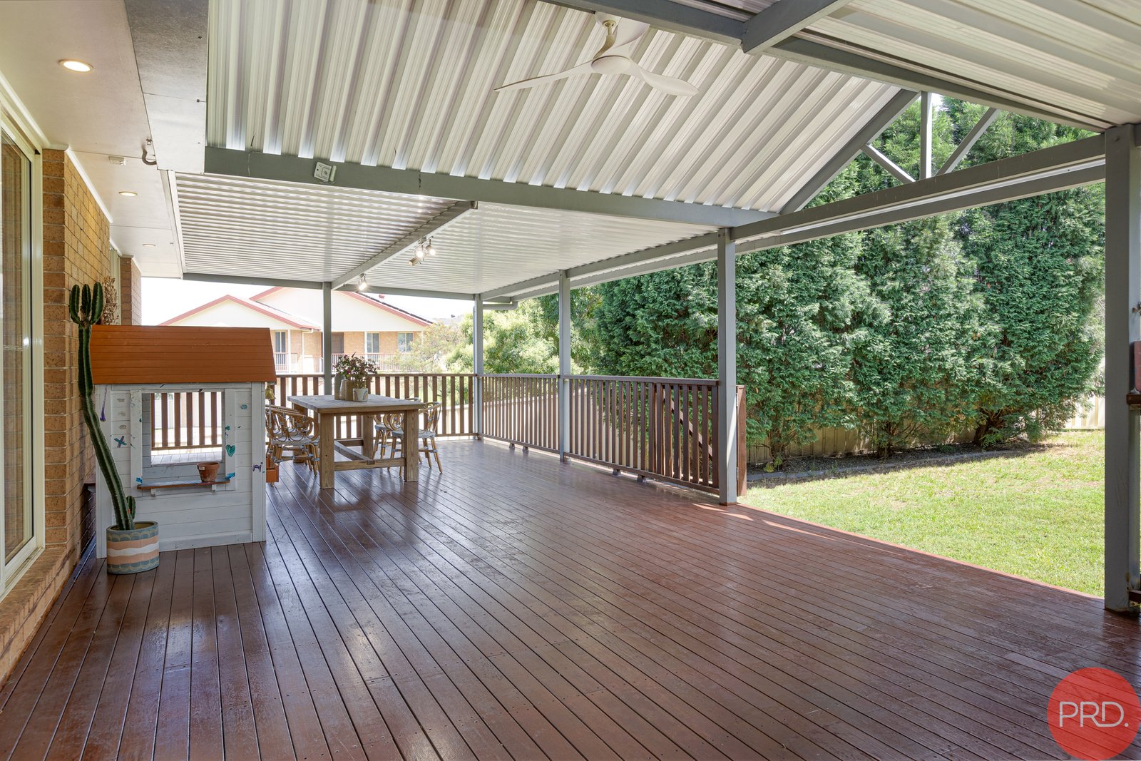 8 Klara Court RUTHERFORD 18