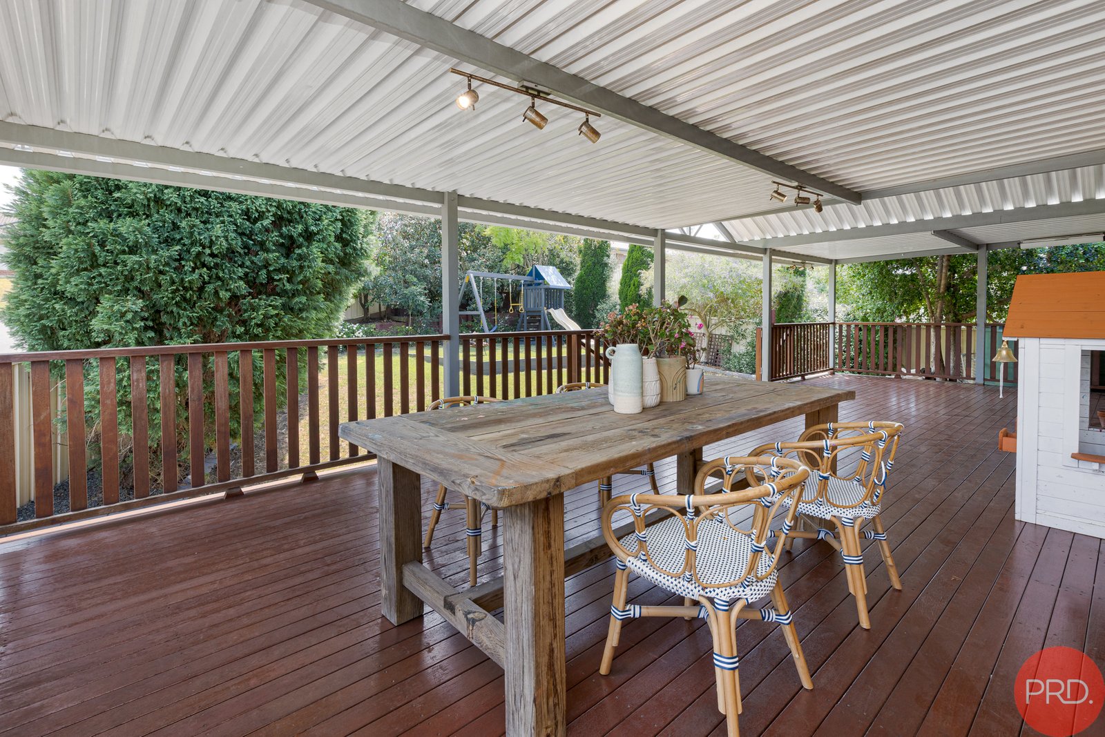 8 Klara Court RUTHERFORD 19