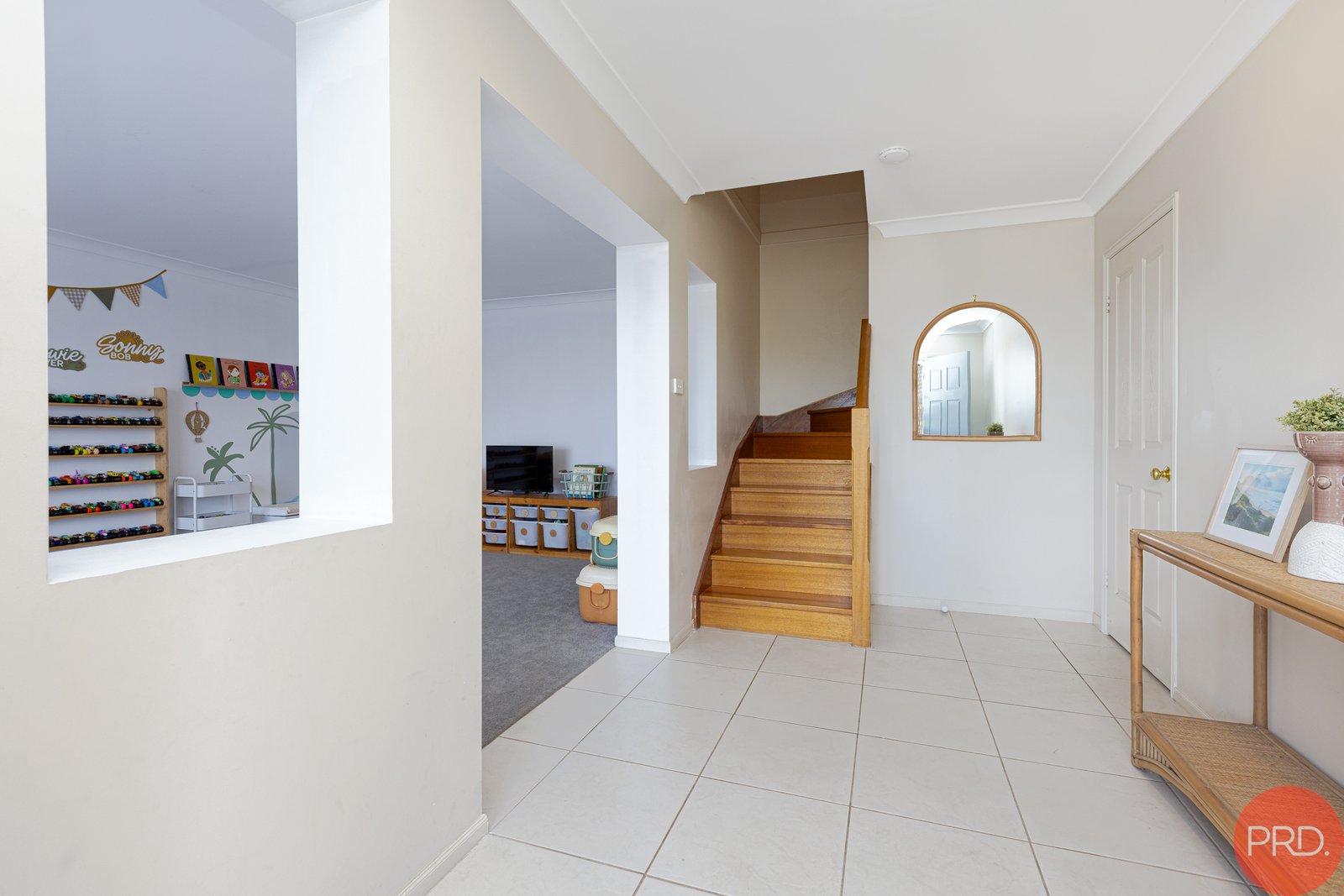 8 Klara Court RUTHERFORD 23