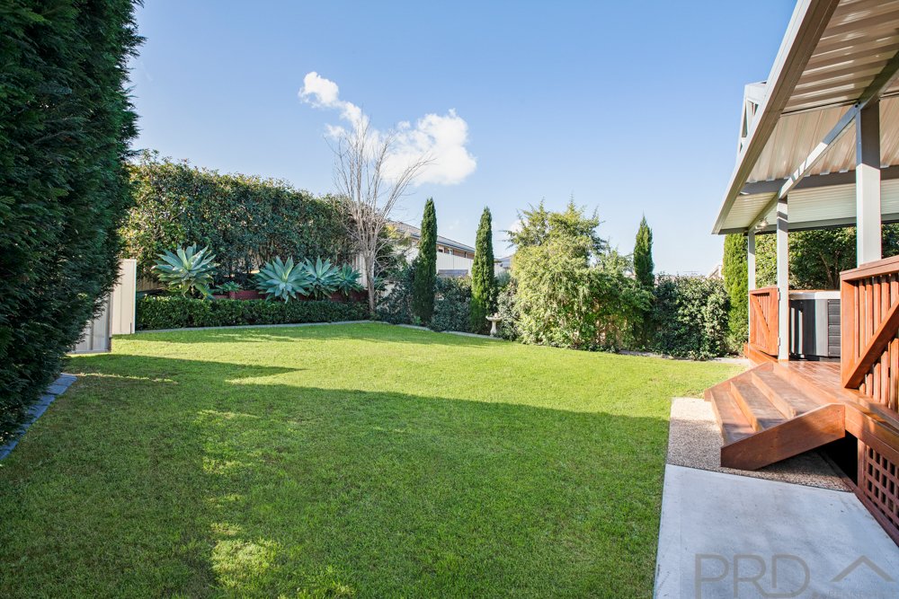 8 Klara Court RUTHERFORD 17