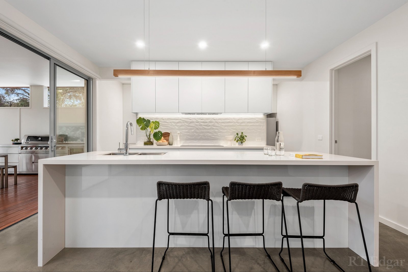 Real Estate and Property in 8 Kurrajong Court, Ocean Grove, VIC