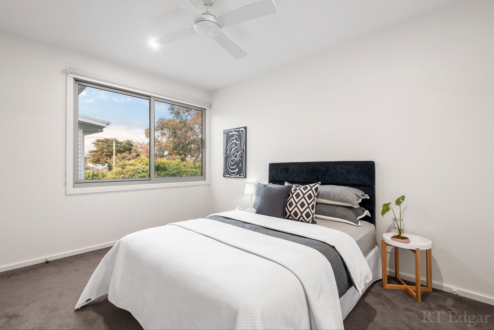 Real Estate and Property in 8 Kurrajong Court, Ocean Grove, VIC