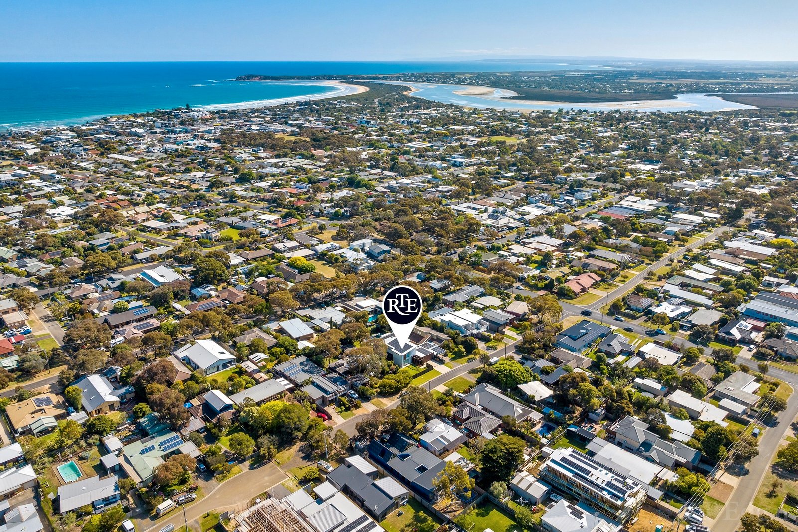 Real Estate and Property in 8 Kurrajong Court, Ocean Grove, VIC