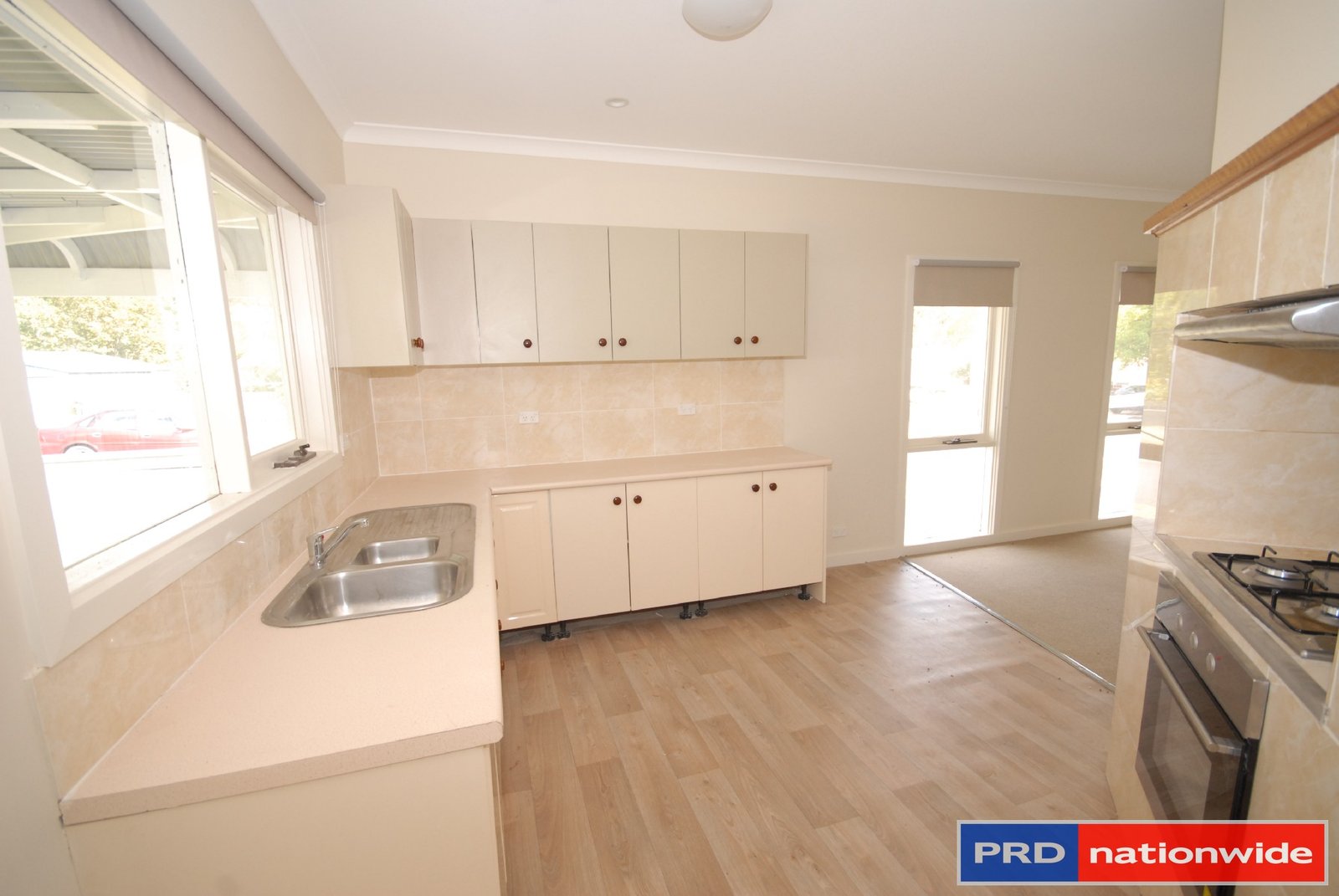 8 Kurrajong Street CAPTAINS FLAT 3