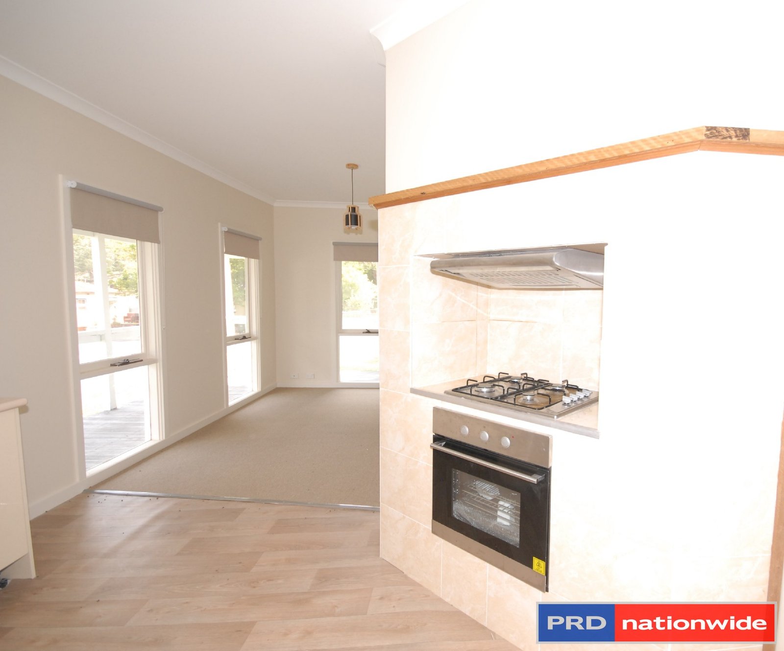 8 Kurrajong Street CAPTAINS FLAT 5