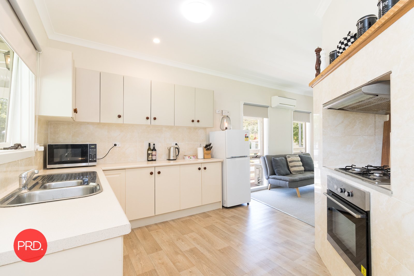 8 Kurrajong Street CAPTAINS FLAT 4
