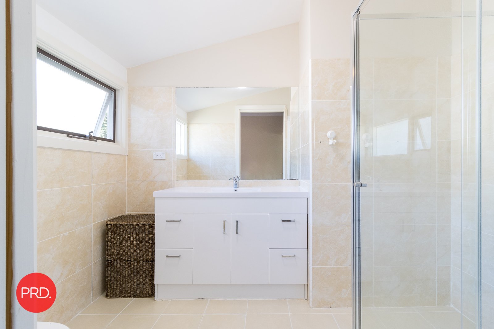 8 Kurrajong Street CAPTAINS FLAT 8