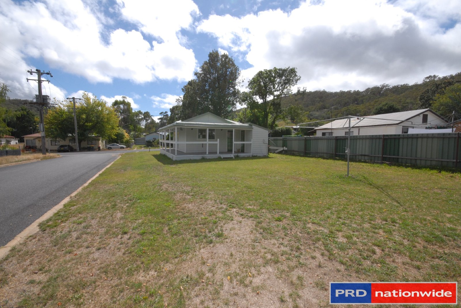 8 Kurrajong Street CAPTAINS FLAT 14