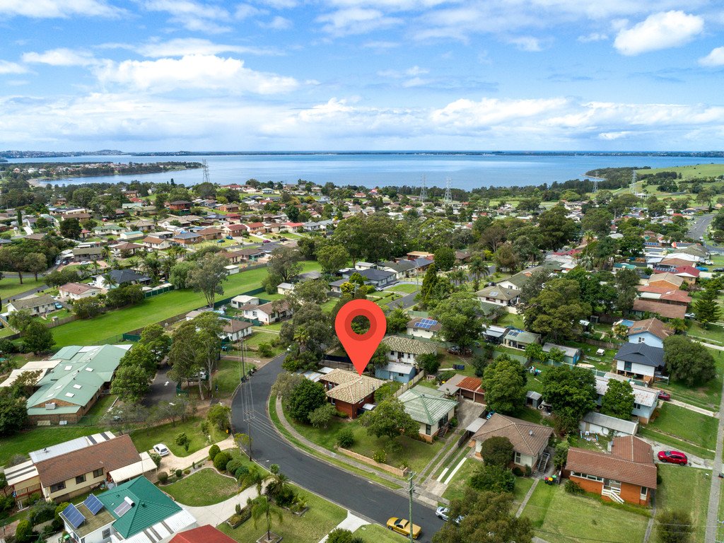 8 Kurrawa Crescent KOONAWARRA 2