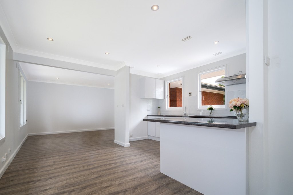 8 Kurrawa Crescent KOONAWARRA 6