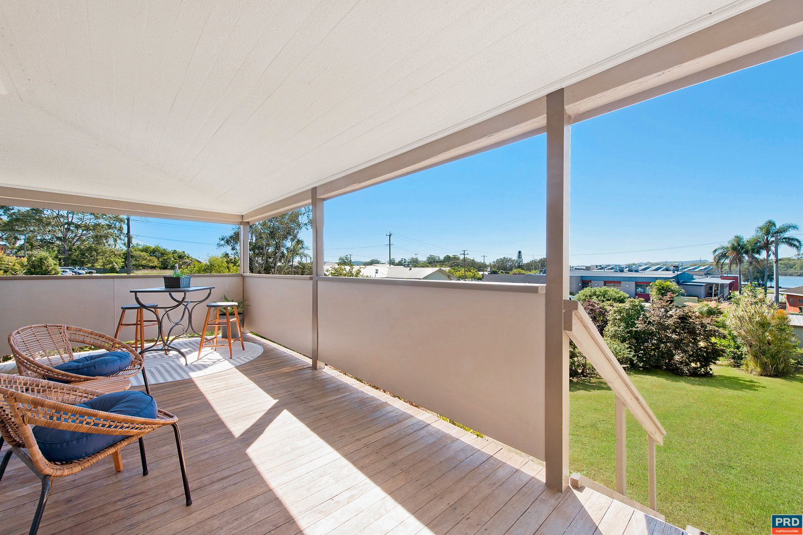 8 Lake Street LAURIETON 6