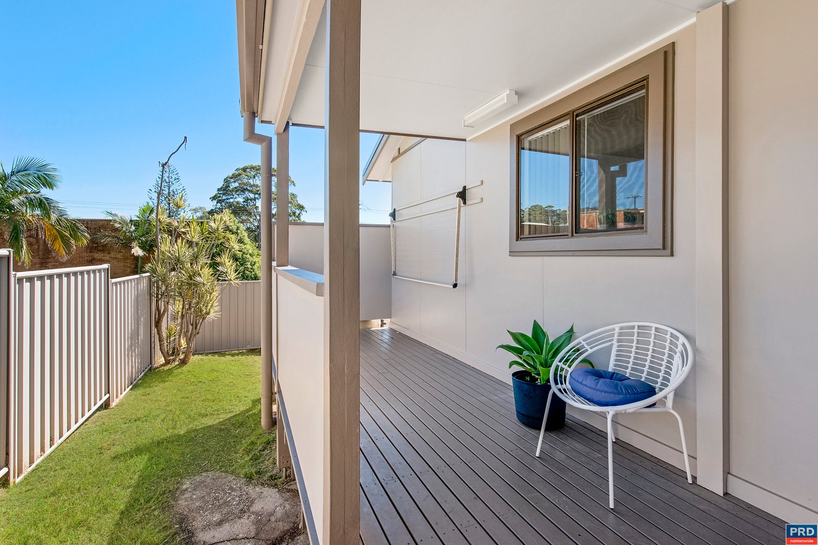 8 Lake Street LAURIETON 11