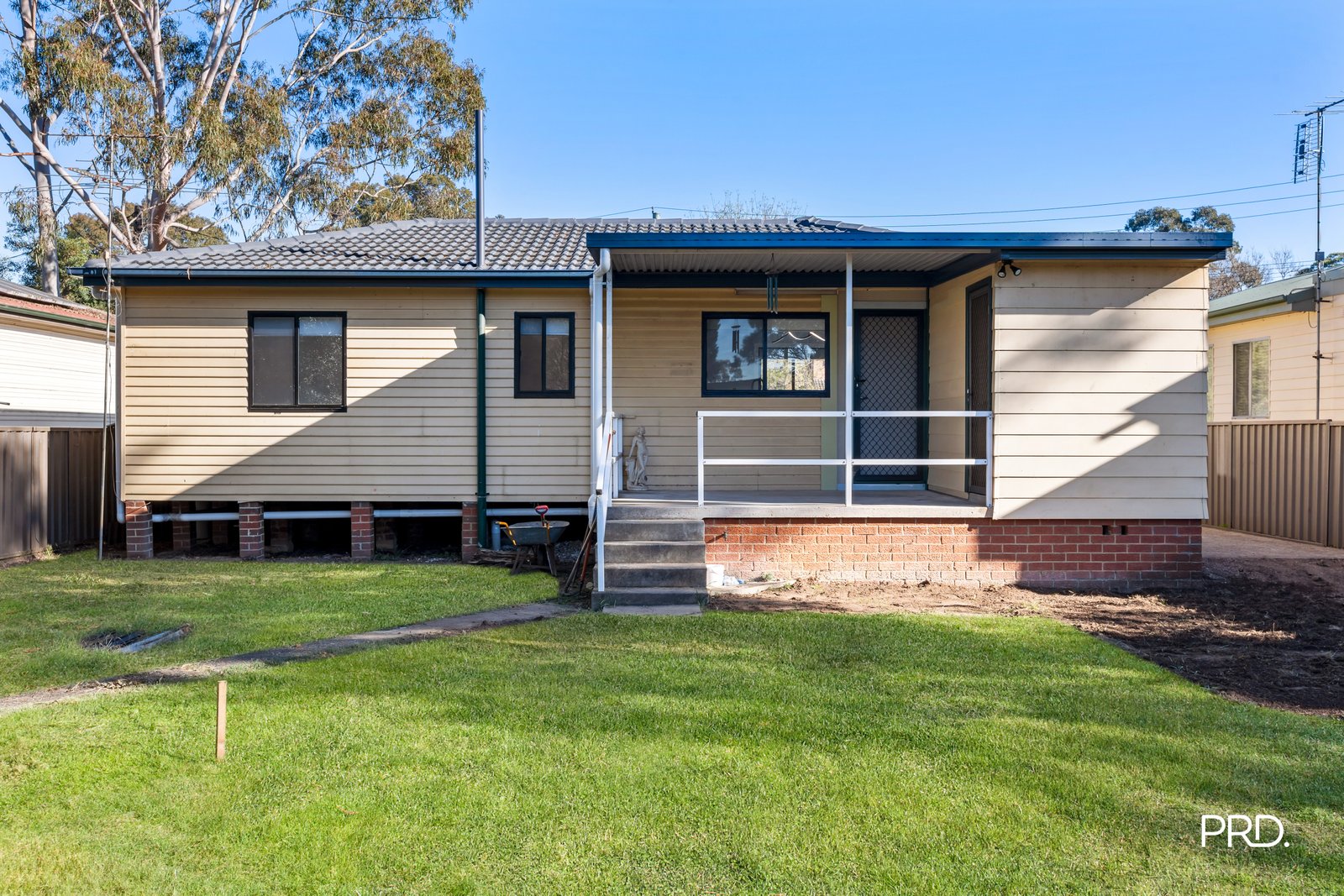 8 Landers St  Werrington 12