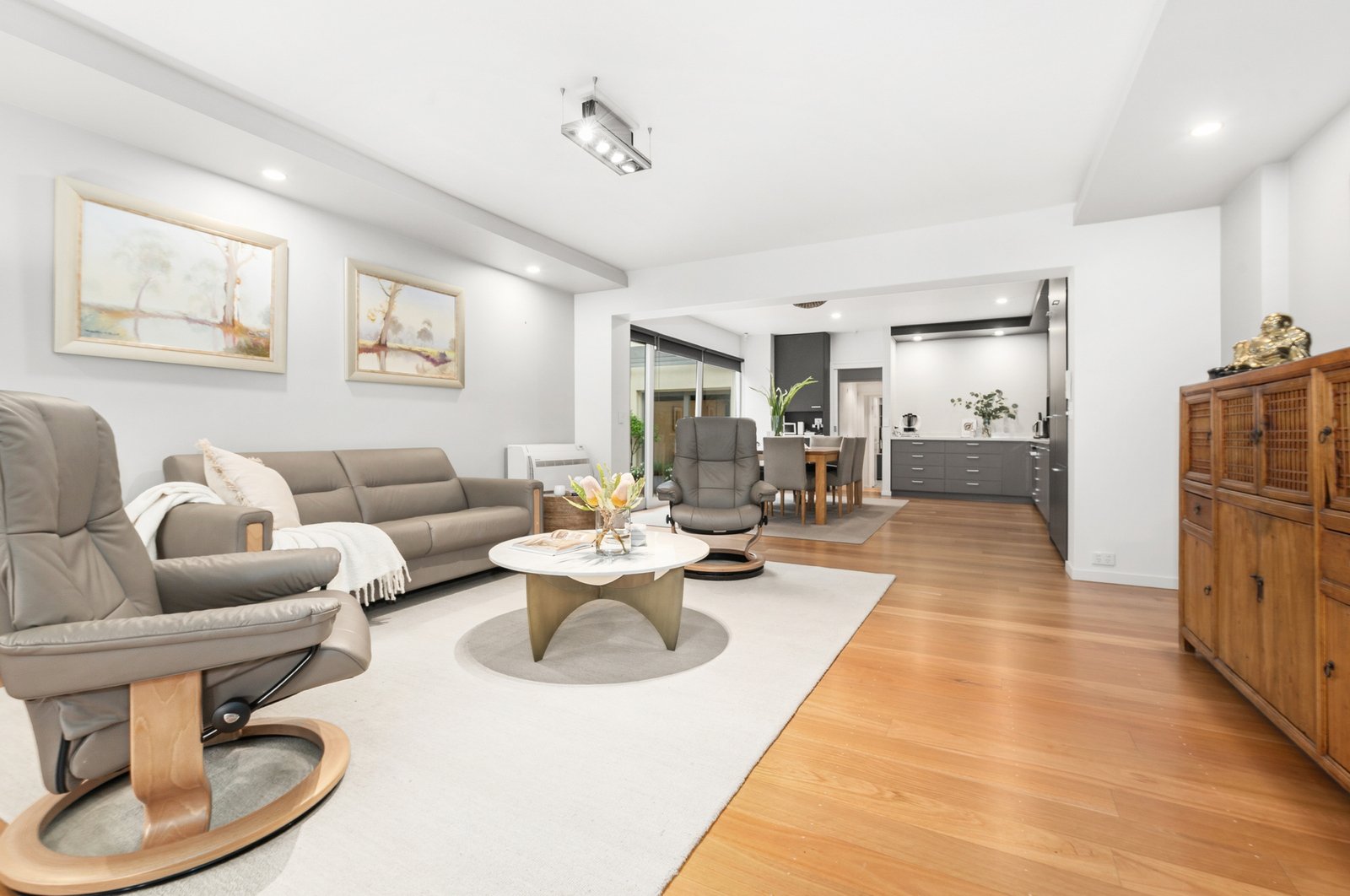 8 Lang Street, South Yarra, 3141