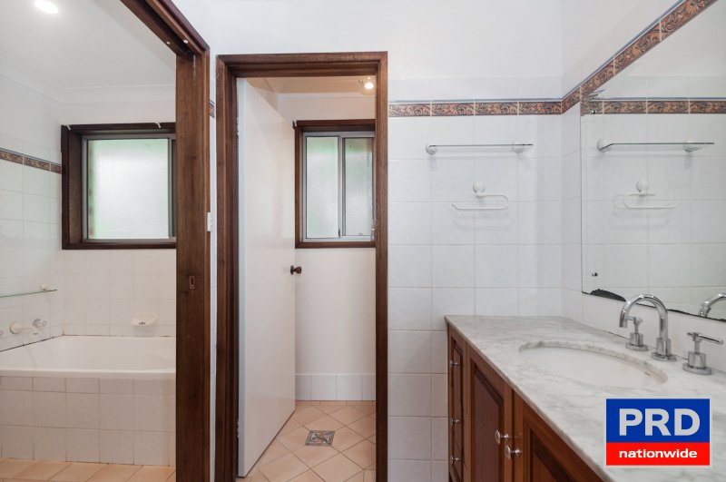 8 Lara Place MOUNT KEIRA 6