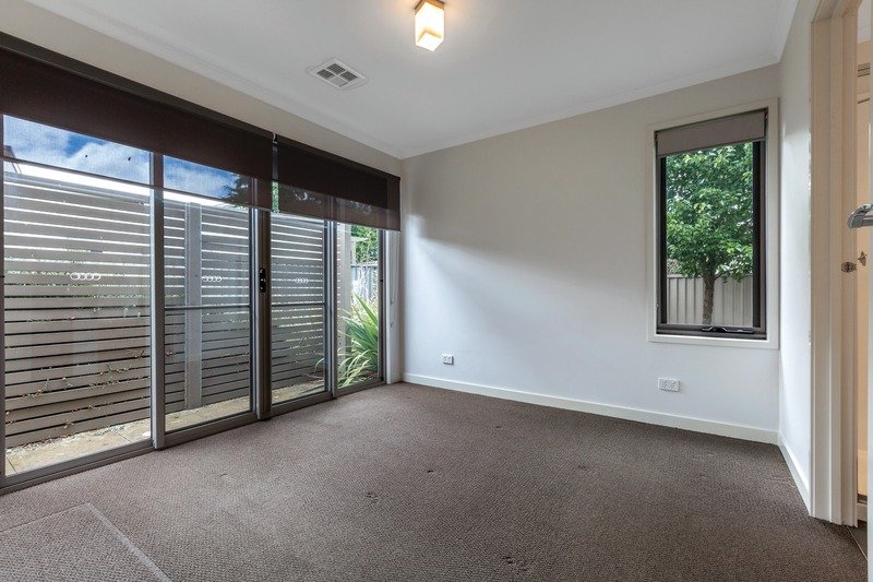 Gallery: 8 Latitude Court