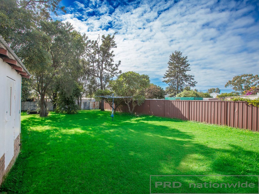 8 Lawson Street EAST MAITLAND 7
