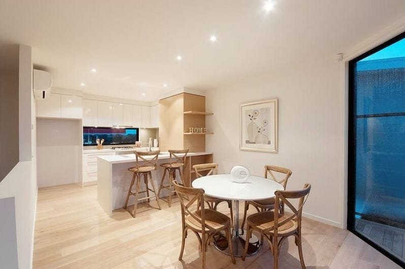 Gallery: 8 Le Souef Lane