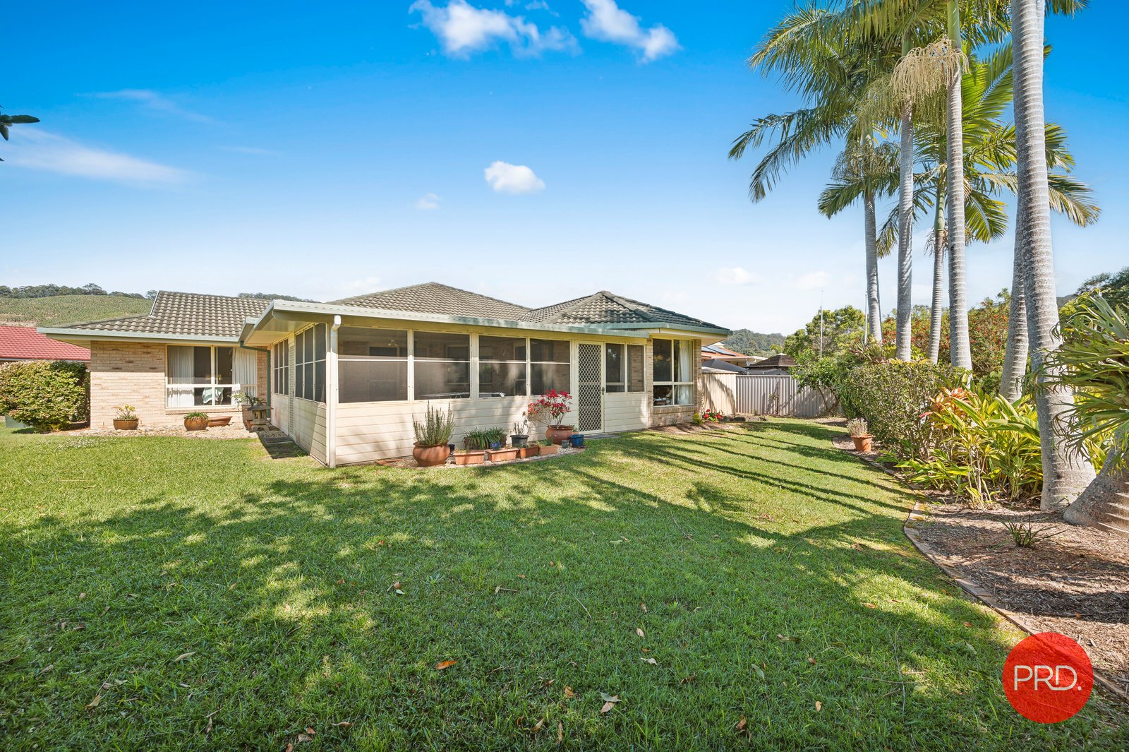 8 Leander Close COFFS HARBOUR 23
