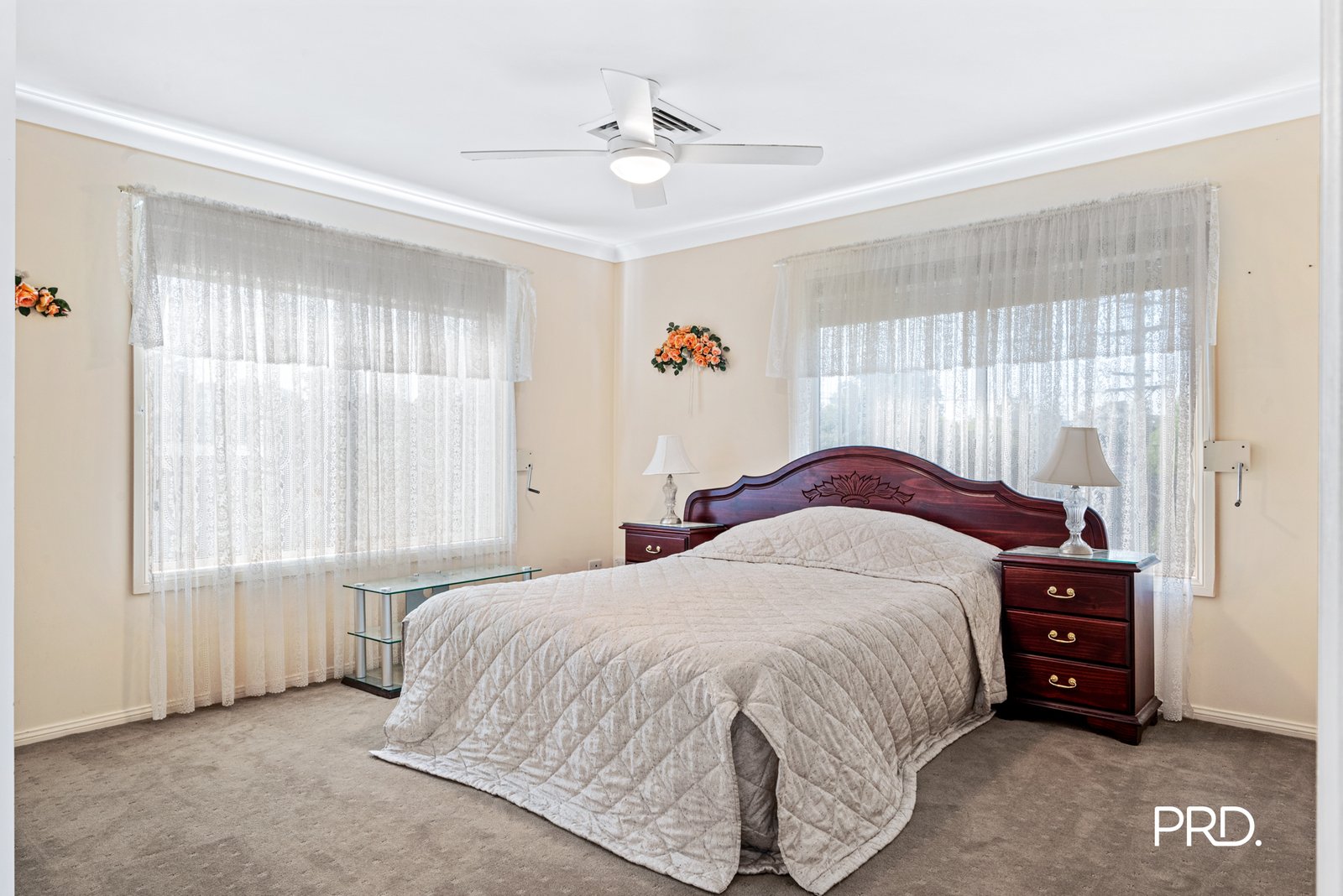 8 Lessing Street EMERTON 7