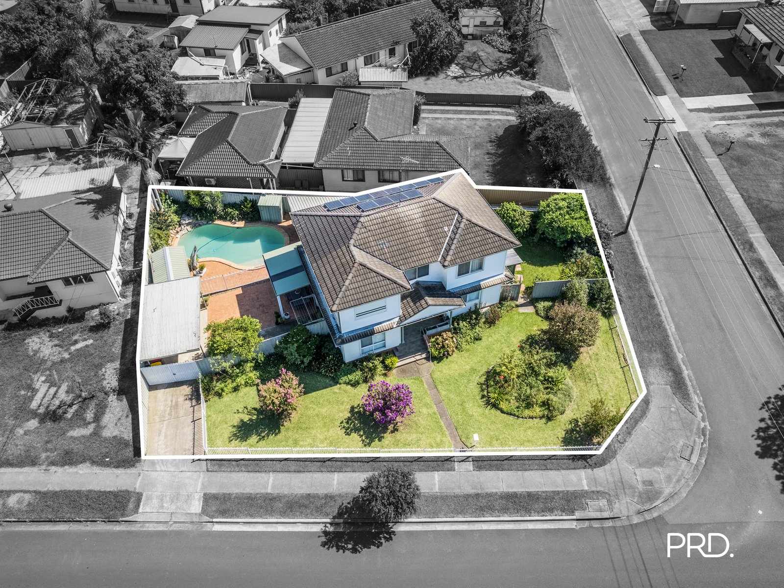 8 Lessing Street EMERTON 14