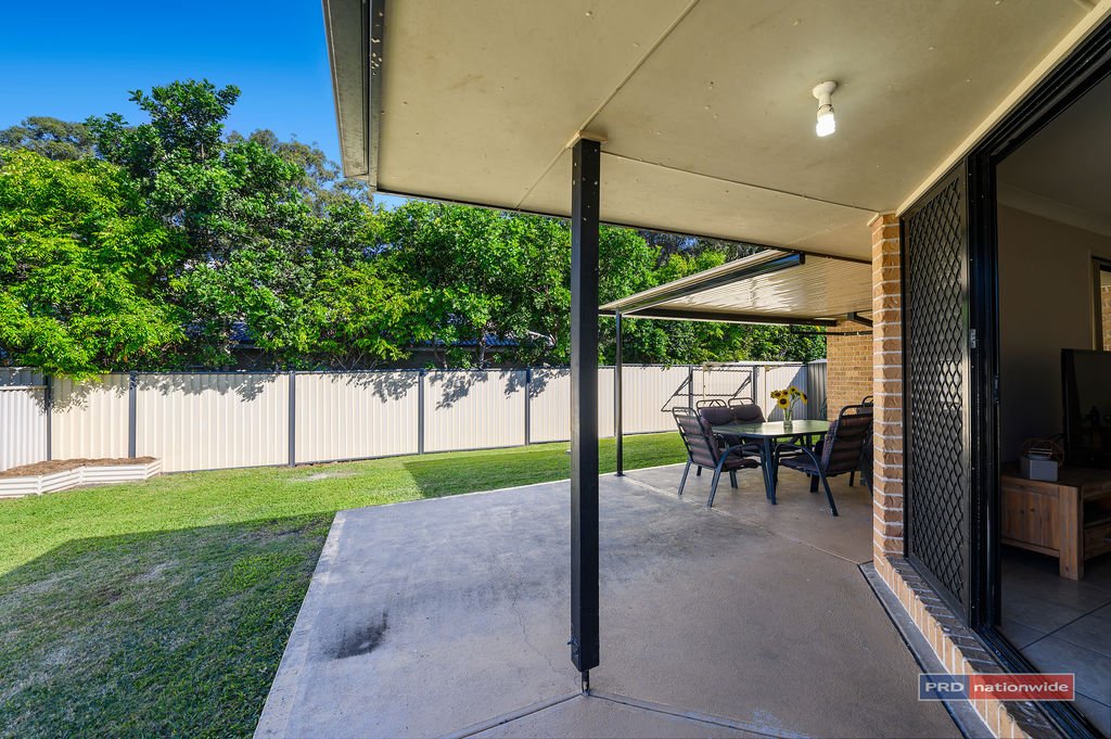 8 Letitia Place BONVILLE 19