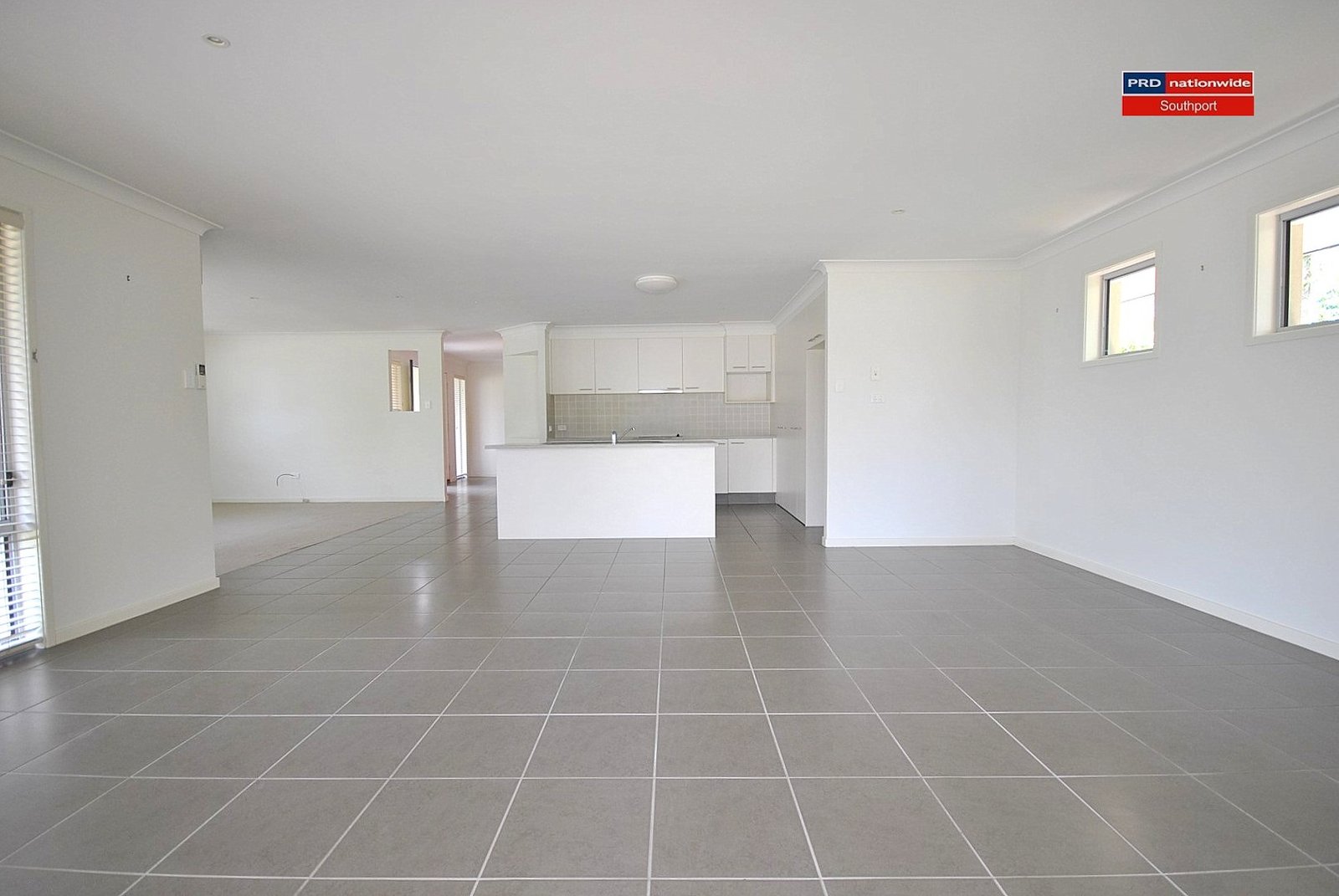 8 Lillypilly Court HELENSVALE 16