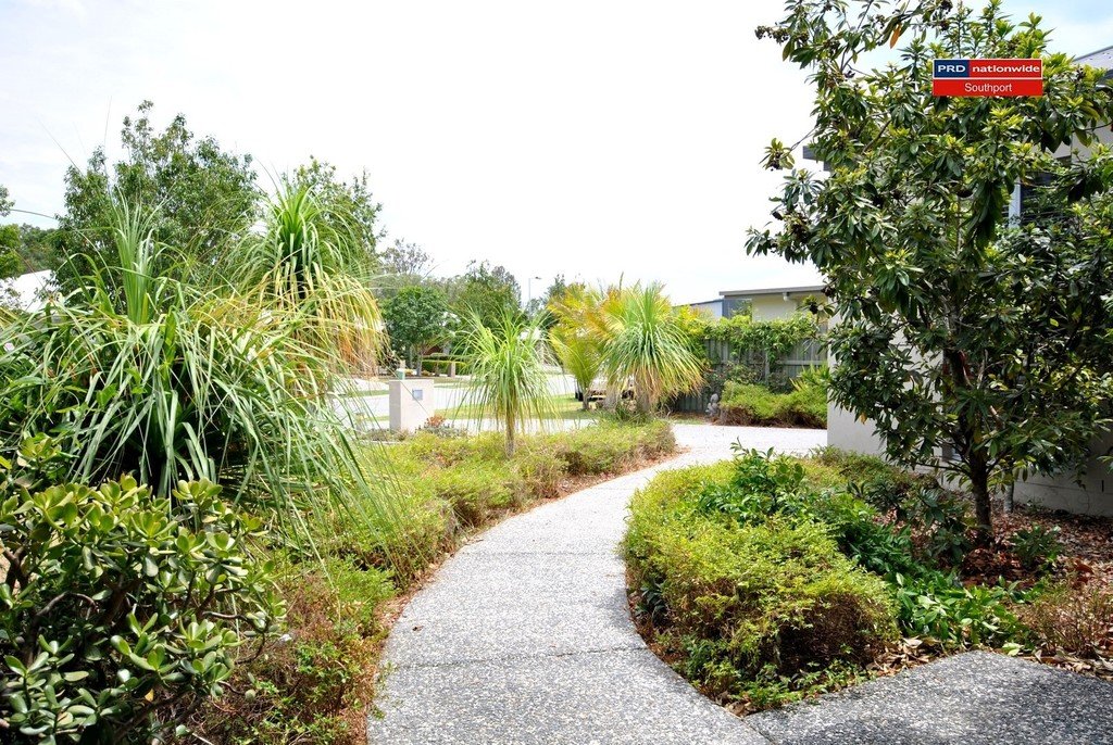 8 Lillypilly Court HELENSVALE 18