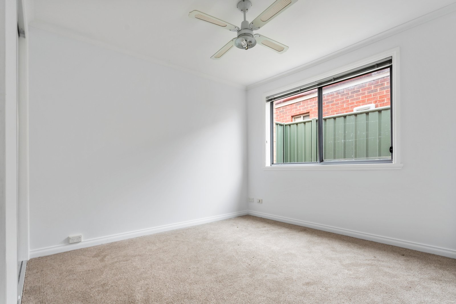 8 Lincoln Place BENDIGO 6